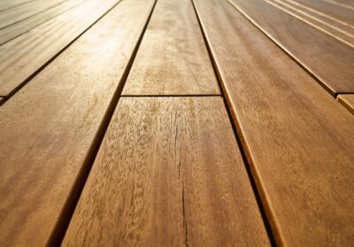 Comment préparer le sol avant de poser du parquet ?